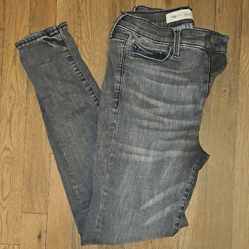 GAP Women's Super High-Rise Skinny Jeans